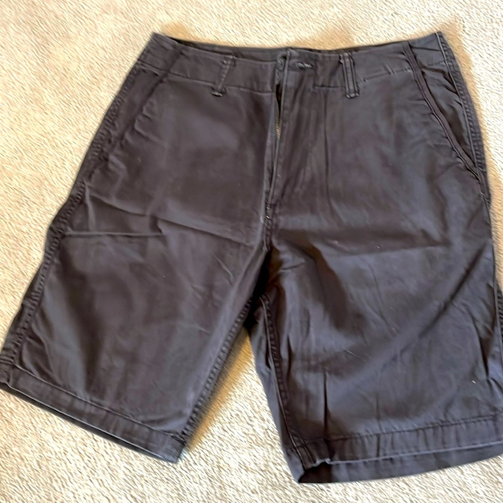 Men’s old Navy shorts grey